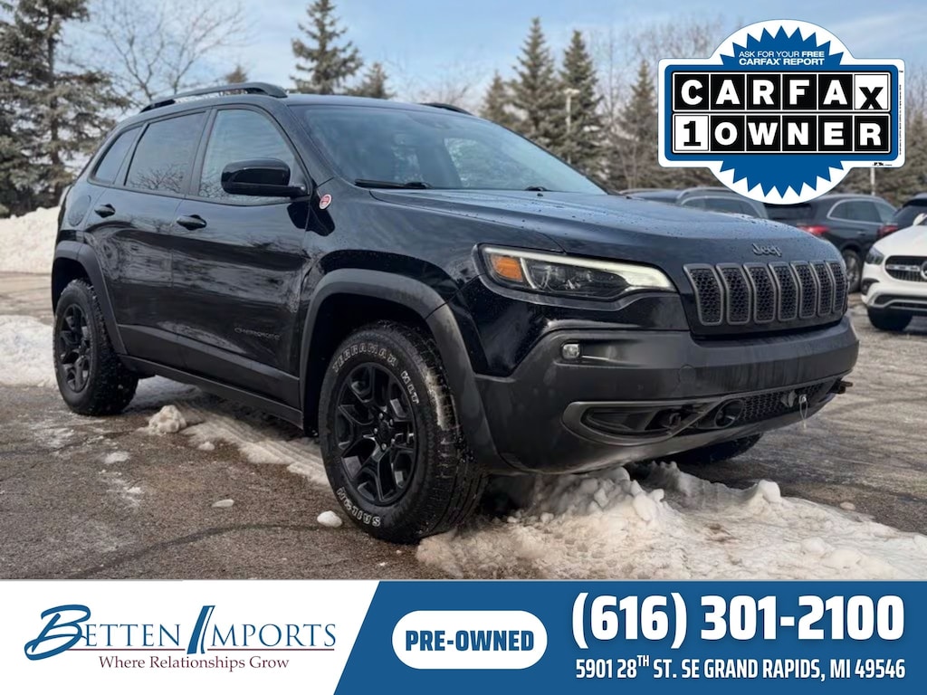 Used 2022 Jeep Cherokee Trailhawk SUV