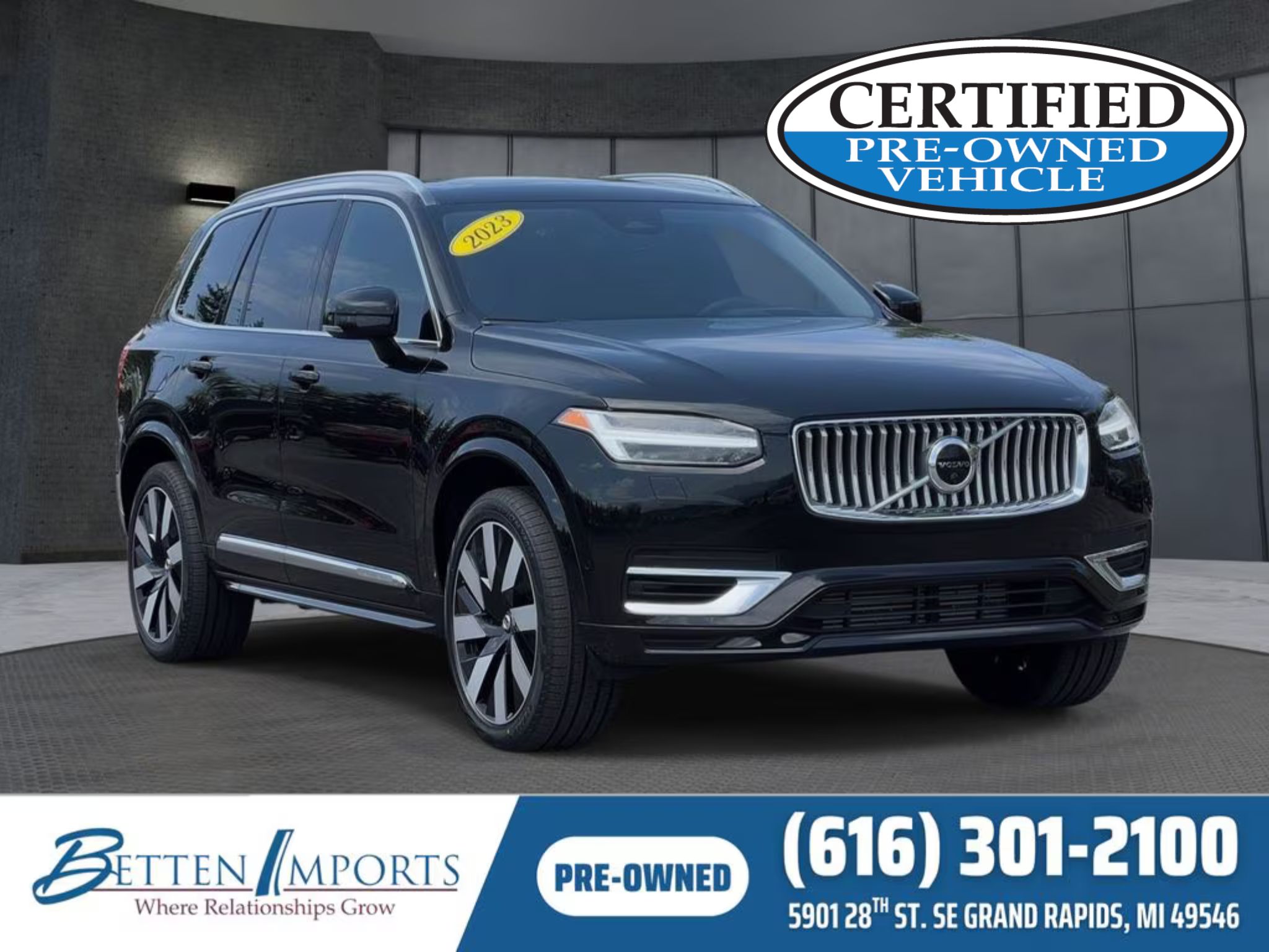 2023 Volvo XC90 T8 Recharge Ultimate Bright Theme 4WD's photo