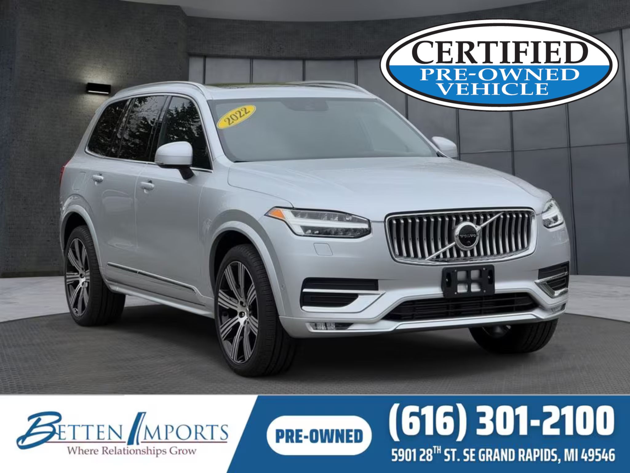 2022 Volvo XC90 T6 Inscription 6 Passenger AWD's photo