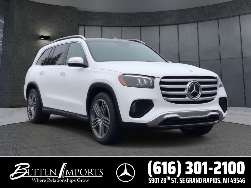2026 Mercedes-Benz GLS GLS 450 4MATIC's photo