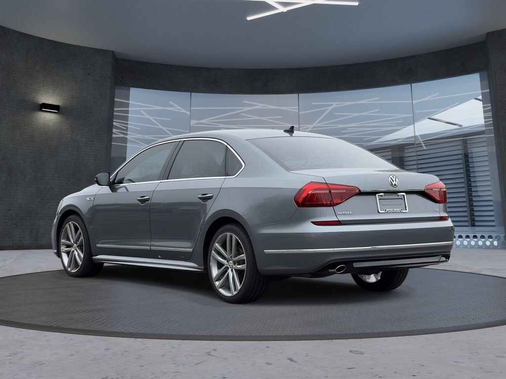 Used 2017 Volkswagen Passat 1.8T R-Line Sedan