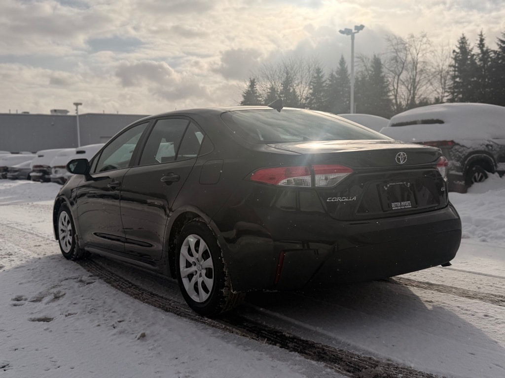 Used 2024 Toyota Corolla LE Sedan