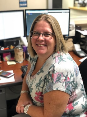 Staff member Wendy Foster from ID_b3ca73f7ebe7
