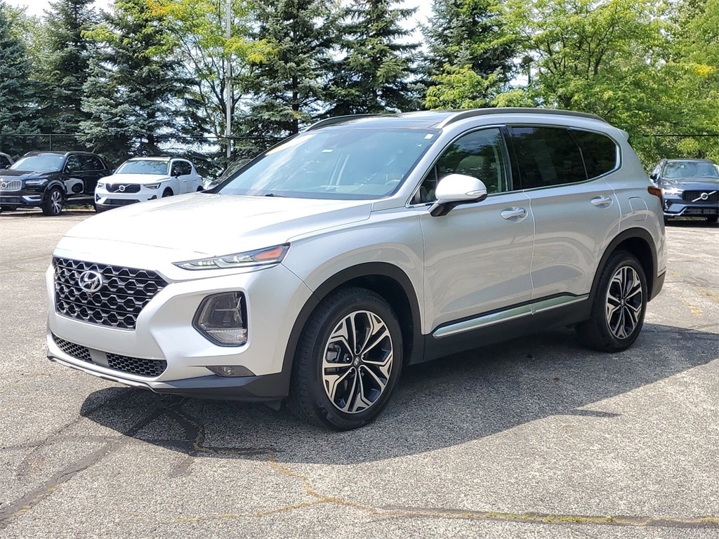 Used 2019 Hyundai Santa Fe Ultimate with VIN 5NMS5CAA0KH028256 for sale in Grand Rapids, MI