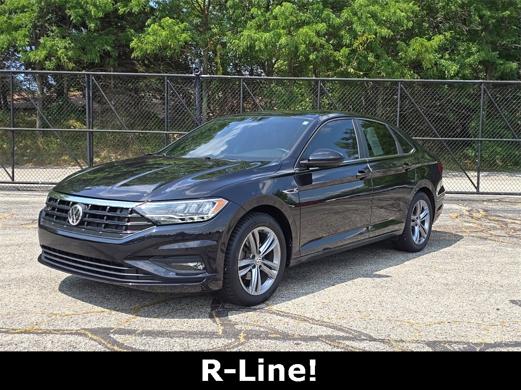 Used 2020 Volkswagen Jetta R-Line with VIN 3VWCB7BU1LM014004 for sale in Grand Rapids, MI