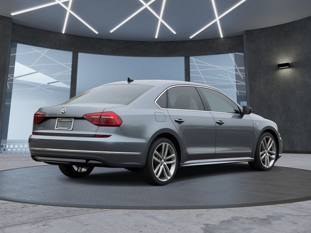 Used 2017 Volkswagen Passat 1.8T R-Line Sedan