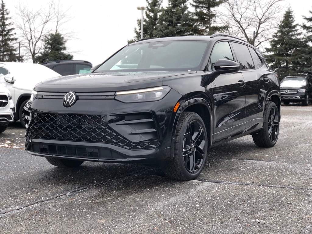 New 2026 Volkswagen Tiguan 2.0T SE R-Line Black SUV