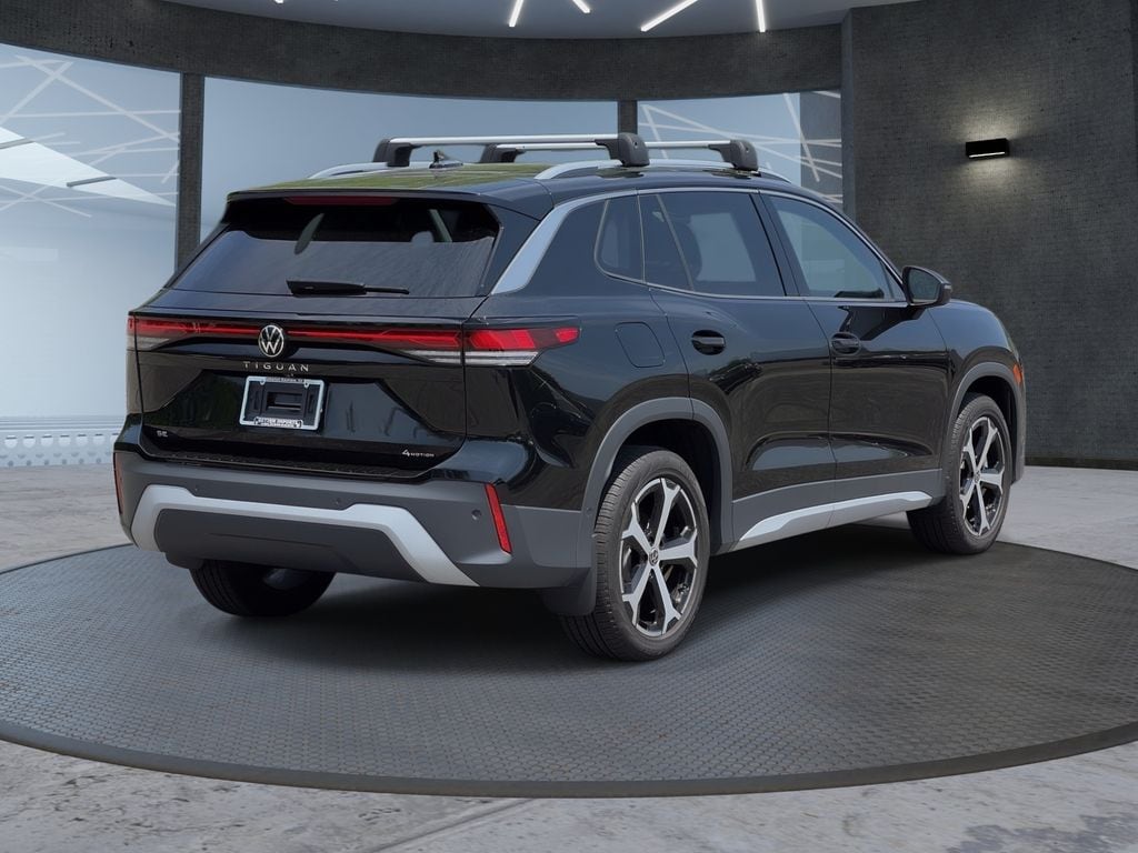 New 2025 Volkswagen Tiguan 2.0T SE SUV