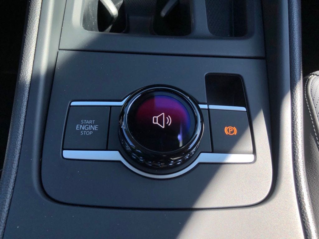 2025 Volkswagen Tiguan SE - Photo 24