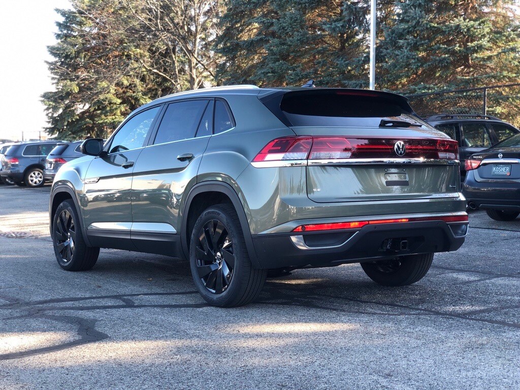 2026 Volkswagen Atlas Cross Sport SE Technology photo 4