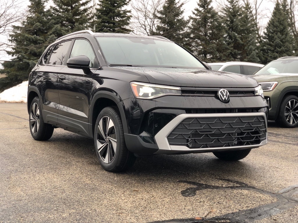 2026 Volkswagen Taos SE's photo