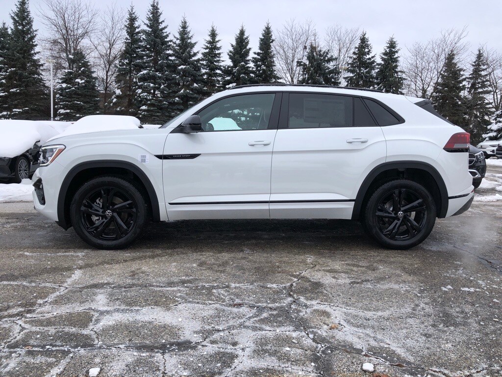 New 2026 Volkswagen Atlas Cross Sport 2.0T SEL R-Line Black SUV