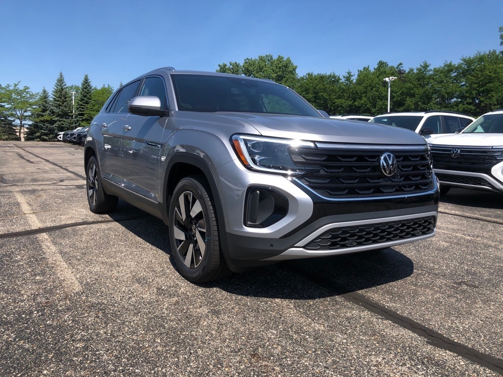2025 Volkswagen Atlas Cross Sport SEL's photo