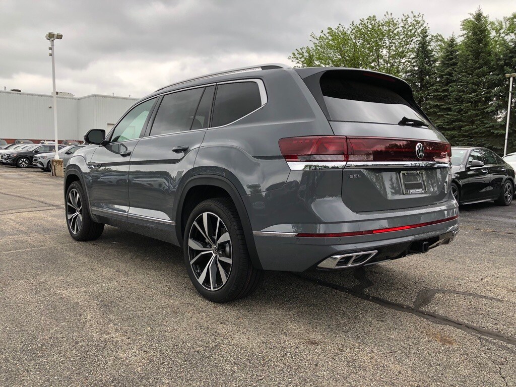 2025 Volkswagen Atlas SEL Premium R-Line photo 4