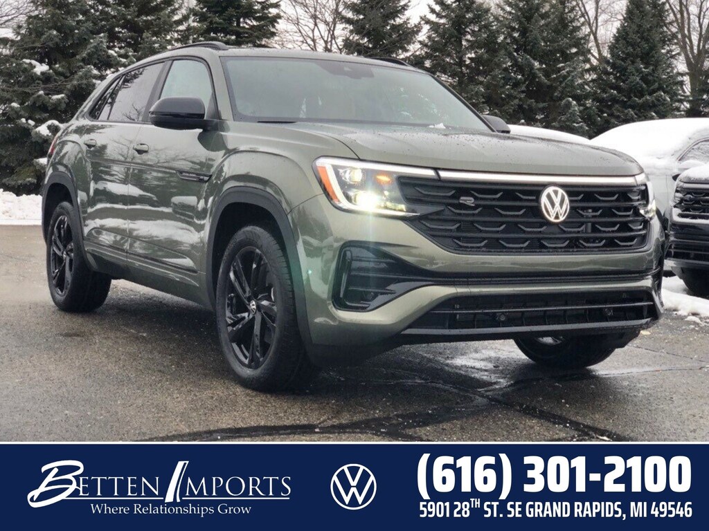 New 2026 Volkswagen Atlas Cross Sport 2.0T SEL R-Line Black SUV