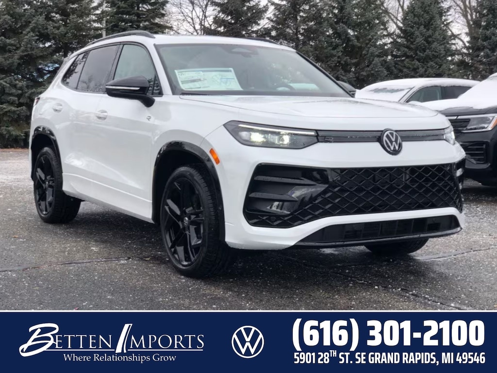 New 2026 Volkswagen Tiguan 2.0T SE R-Line Black SUV