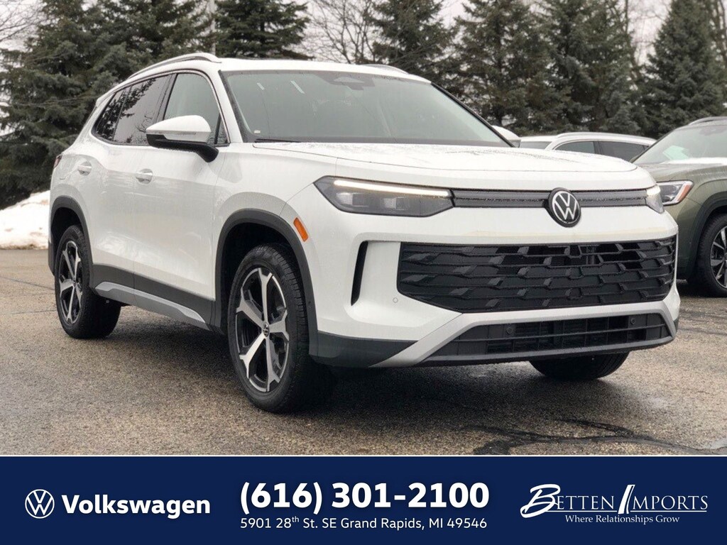 New 2026 Volkswagen Tiguan 2.0T SE SUV