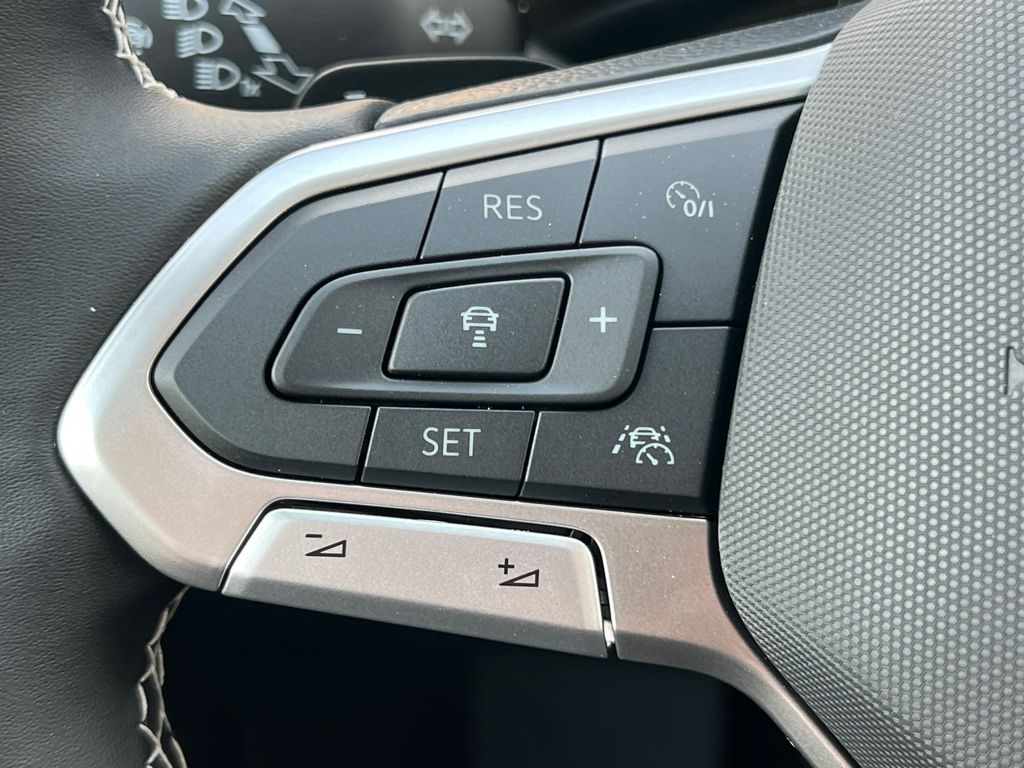2026 Volkswagen Atlas SE w/Tech - Photo 21