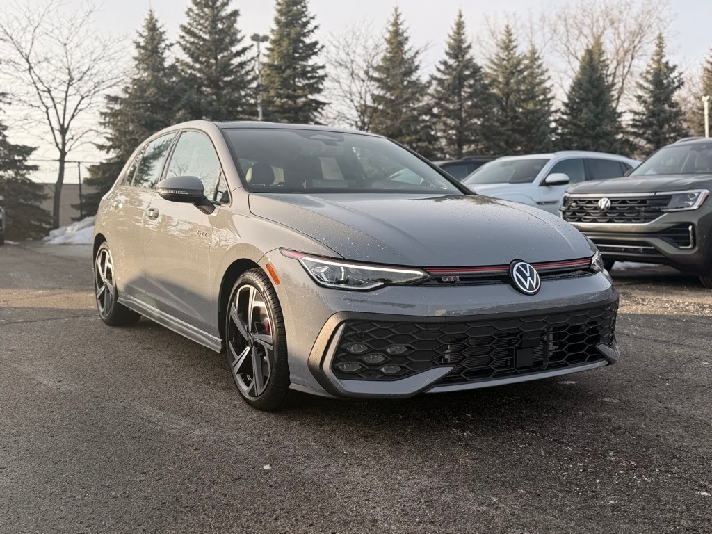 2026 Volkswagen Golf GTI SE's photo