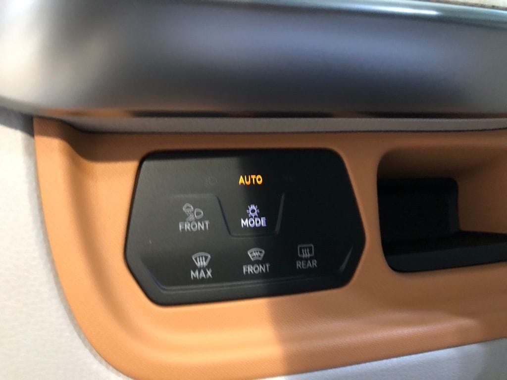 2025 Volkswagen ID. Buzz PRO S PLus - Photo 10