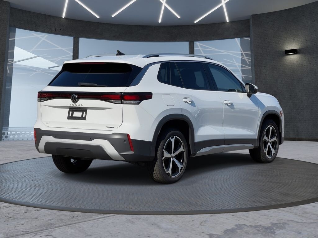 New 2026 Volkswagen Tiguan 2.0T SE SUV