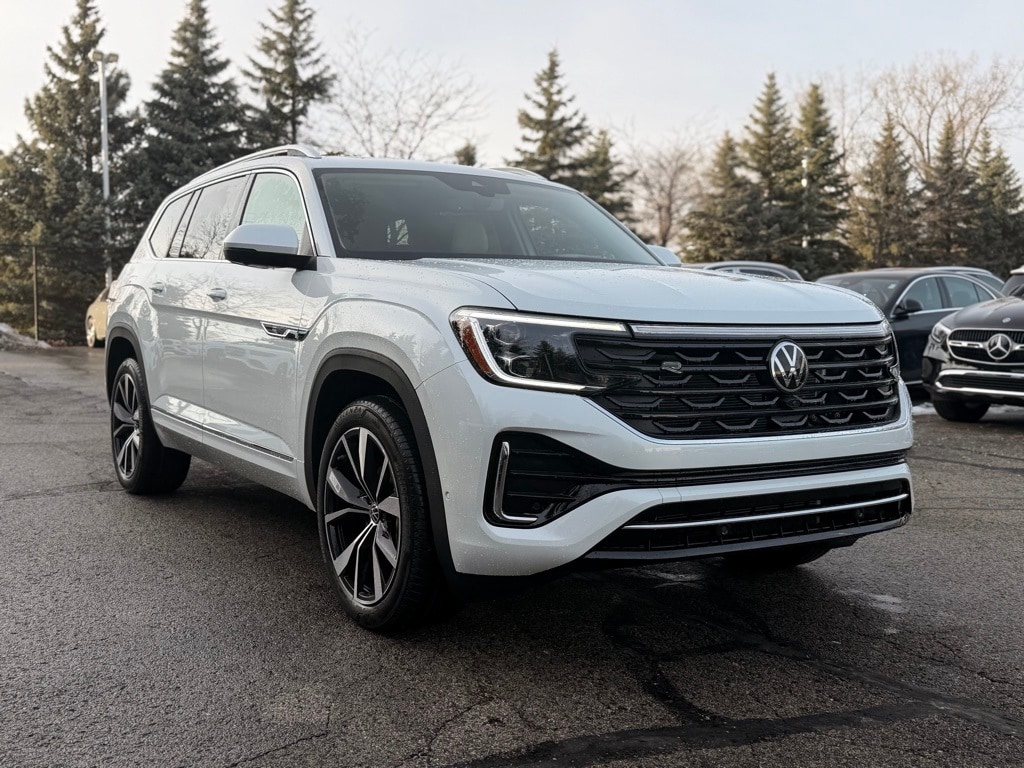2026 Volkswagen Atlas SEL Premium R-Line's photo