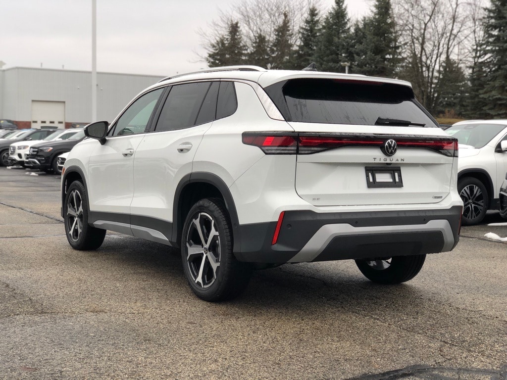New 2026 Volkswagen Tiguan 2.0T SE SUV