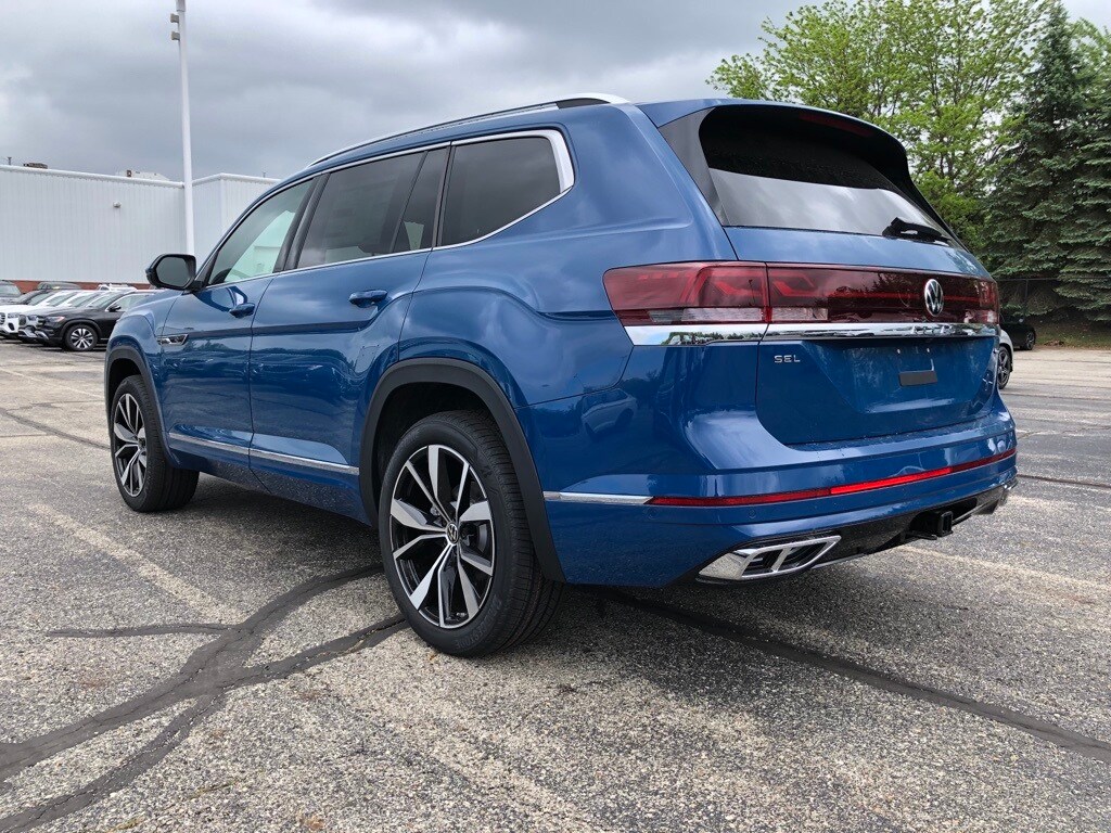 2025 Volkswagen Atlas SEL Premium R-Line photo 4