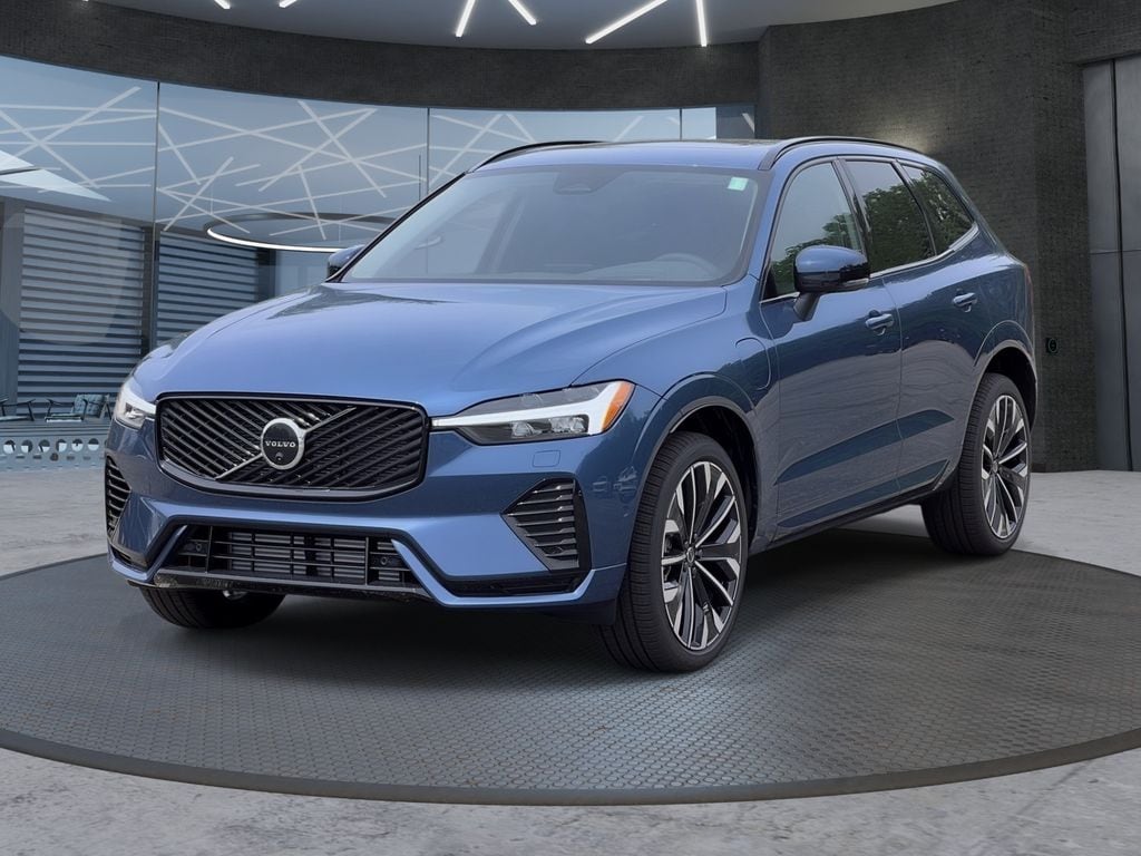 New 2026 Volvo XC60 plug-in hybrid T8 Ultra SUV