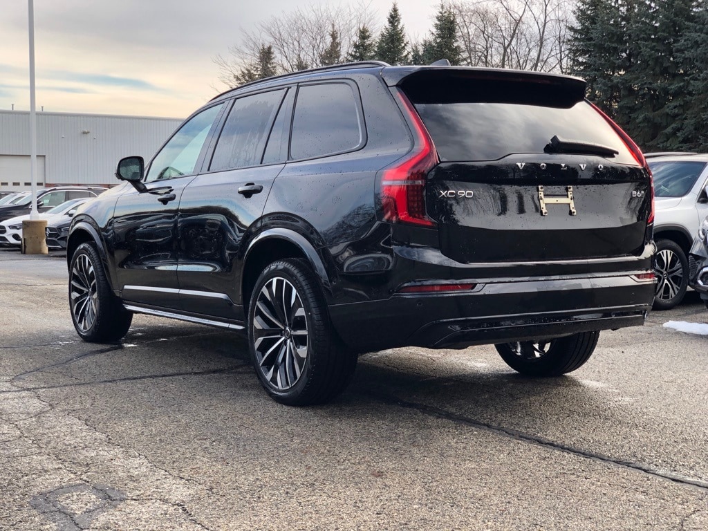 New 2026 Volvo XC90 B6 Ultra Dark Theme 7-Seater SUV