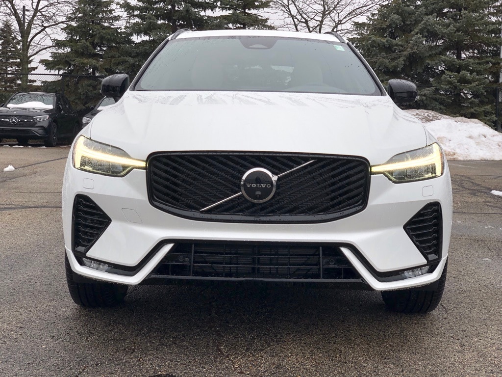 New 2026 Volvo XC60 B5 Plus SUV