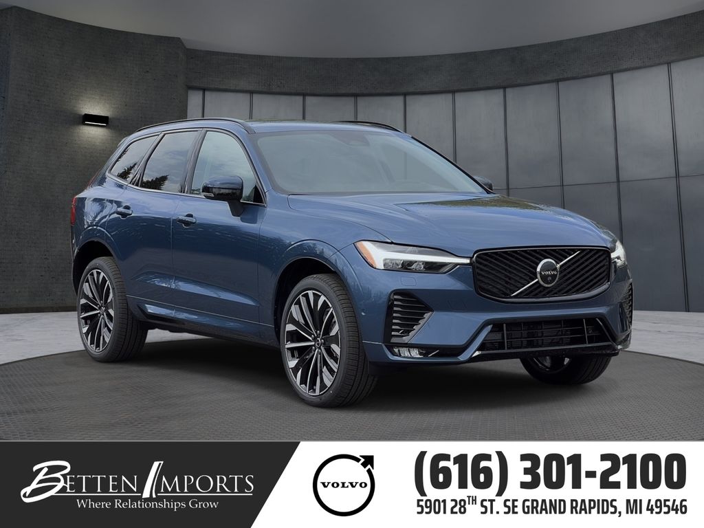 2026 Volvo XC60 B5 Ultra Dark AWD's photo