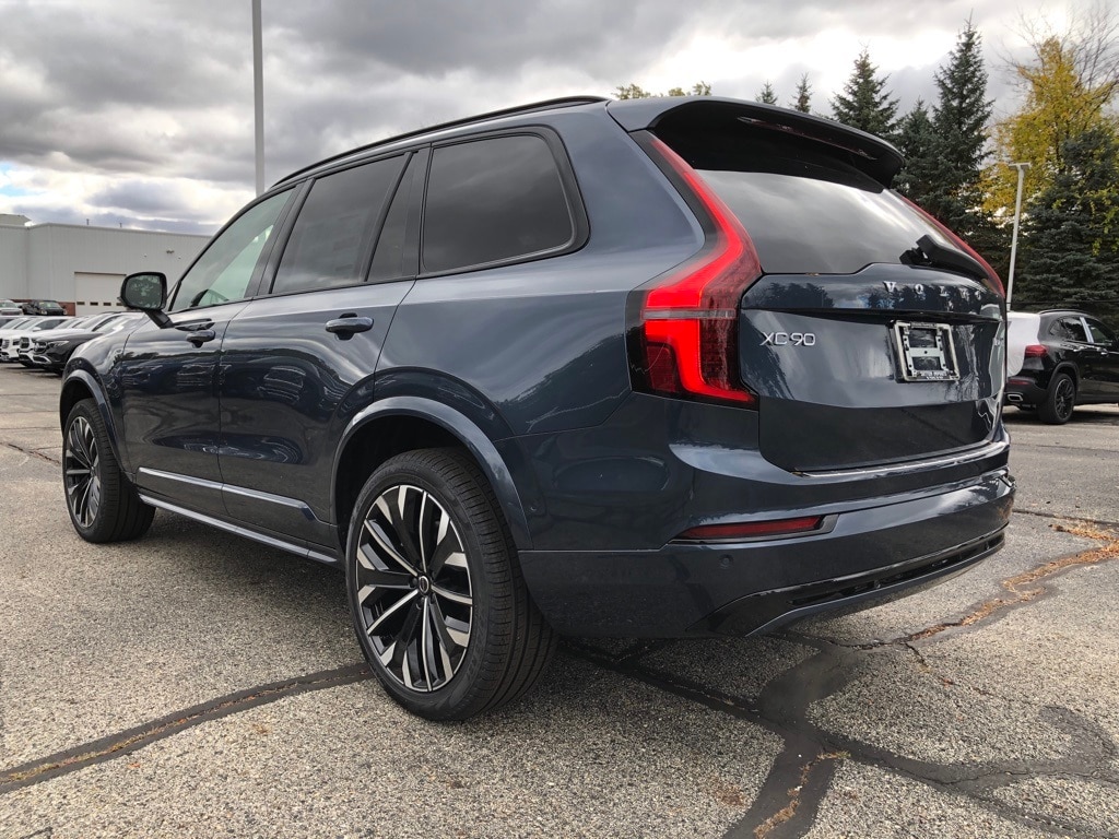 New 2026 Volvo XC90 B6 Ultra Dark Theme 7-Seater SUV