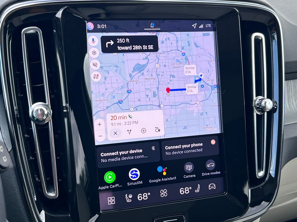 2026 Volvo XC40 Ultra - Photo 21