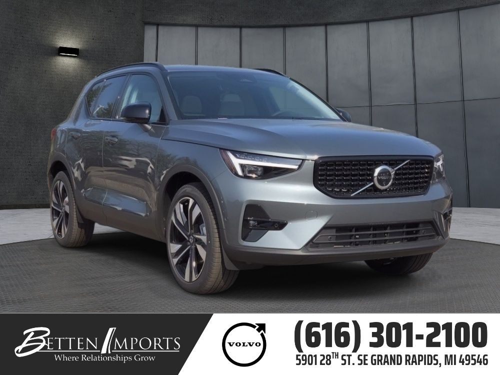 2026 Volvo XC40