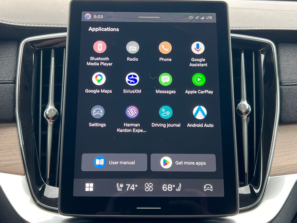 2026 Volvo XC90 Plus - Photo 22