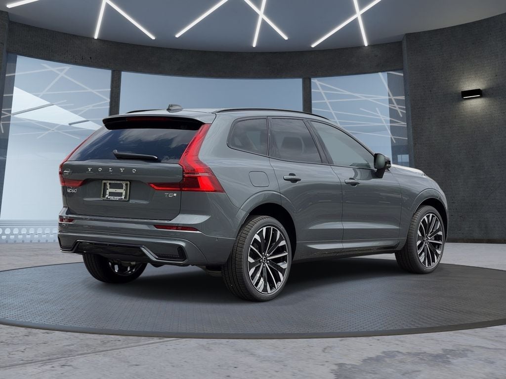 New 2026 Volvo XC60 plug-in hybrid T8 Ultra SUV