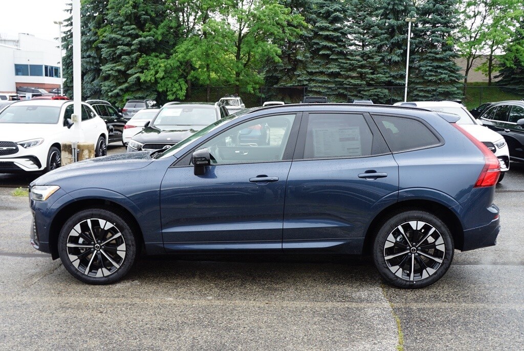 2026 Volvo XC60 photo 4