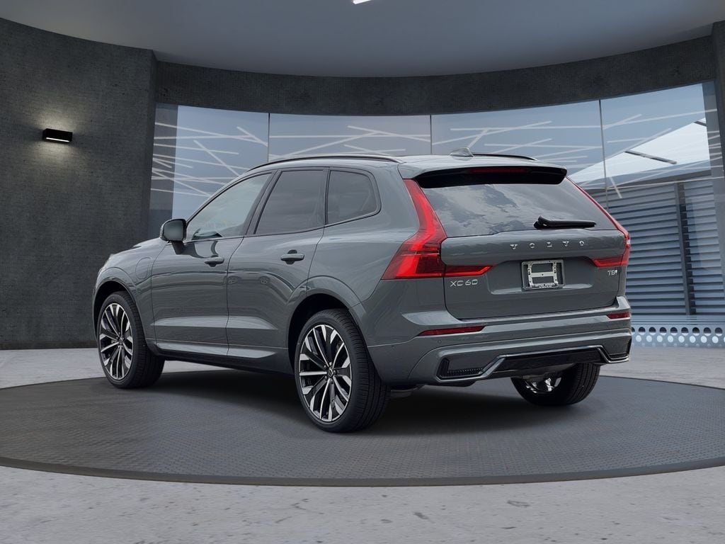 New 2026 Volvo XC60 plug-in hybrid T8 Ultra SUV