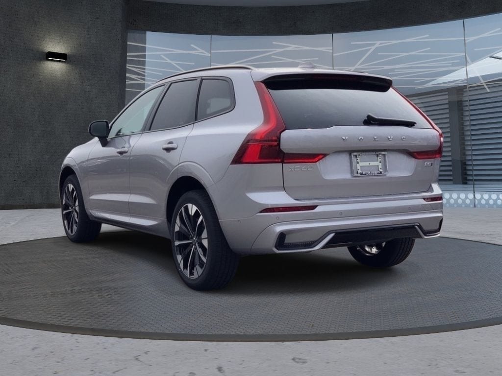 New 2026 Volvo XC60 B5 Plus SUV