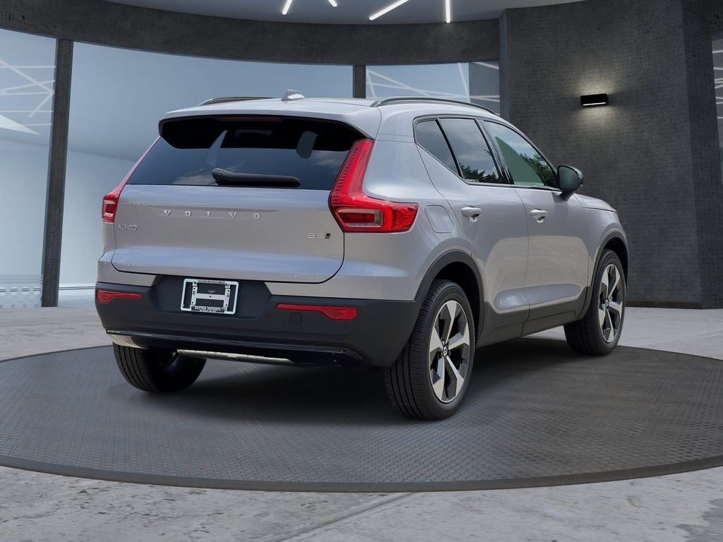 New 2026 Volvo XC40 B5 Plus SUV