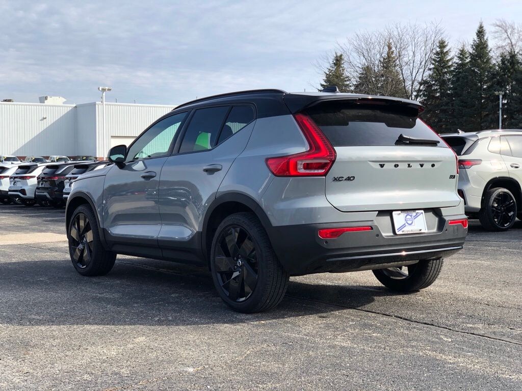 Used 2026 Volvo XC40 B5 Ultra Black Edition SUV