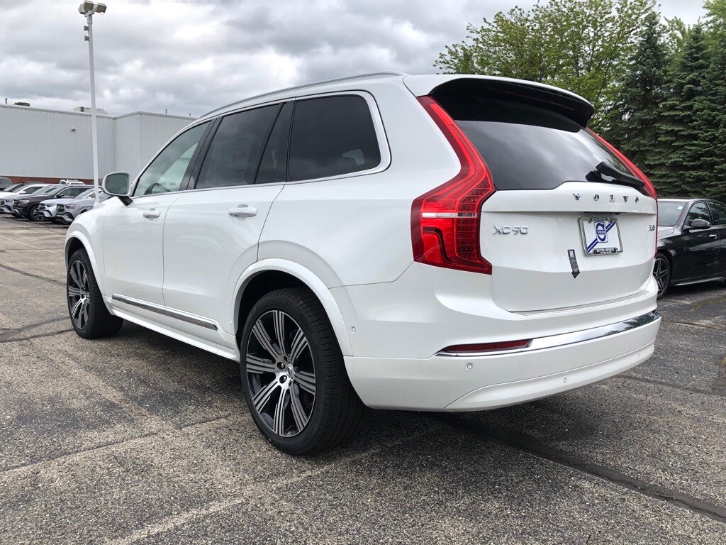2025 Volvo XC90 Plus photo 4