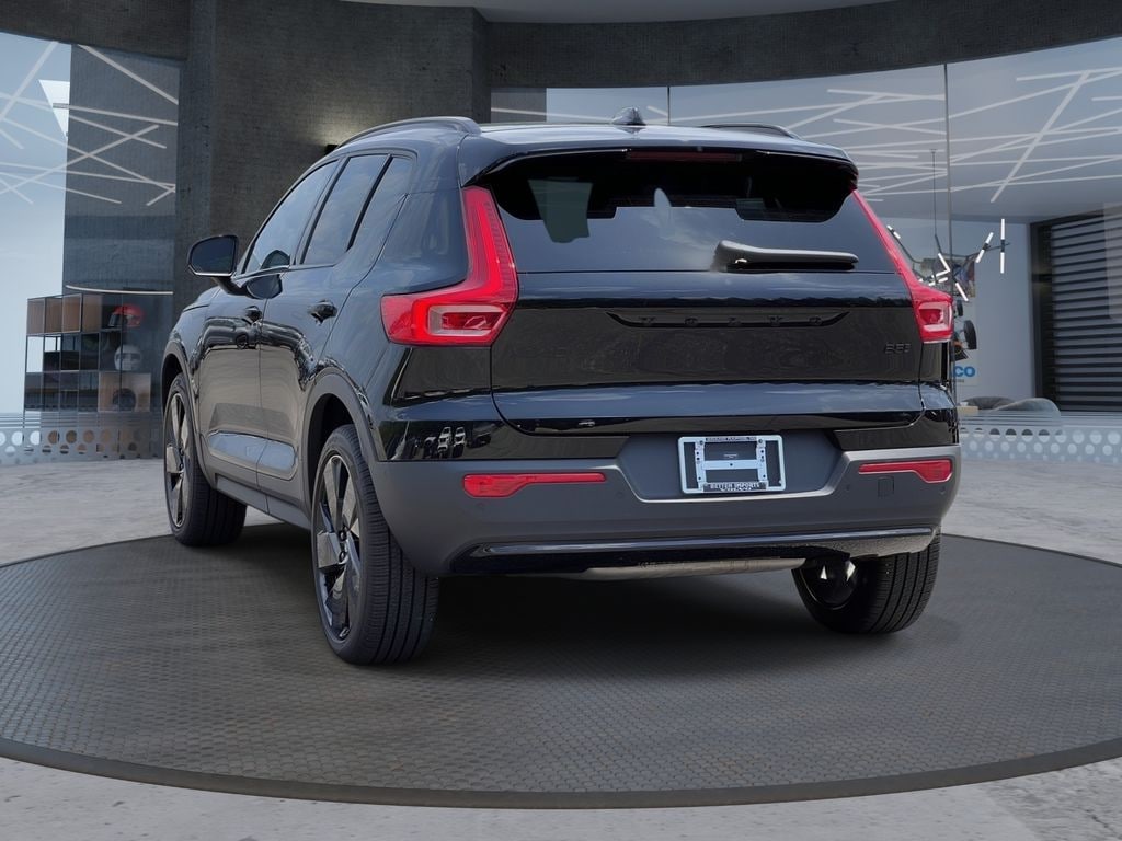 New 2026 Volvo XC40 B5 Ultra Black Edition SUV