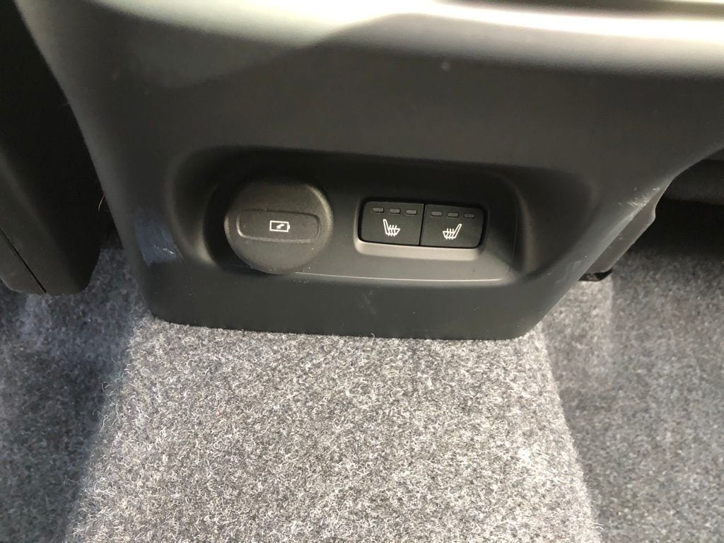 2026 Volvo XC40 Ultra Black Edition - Photo 31