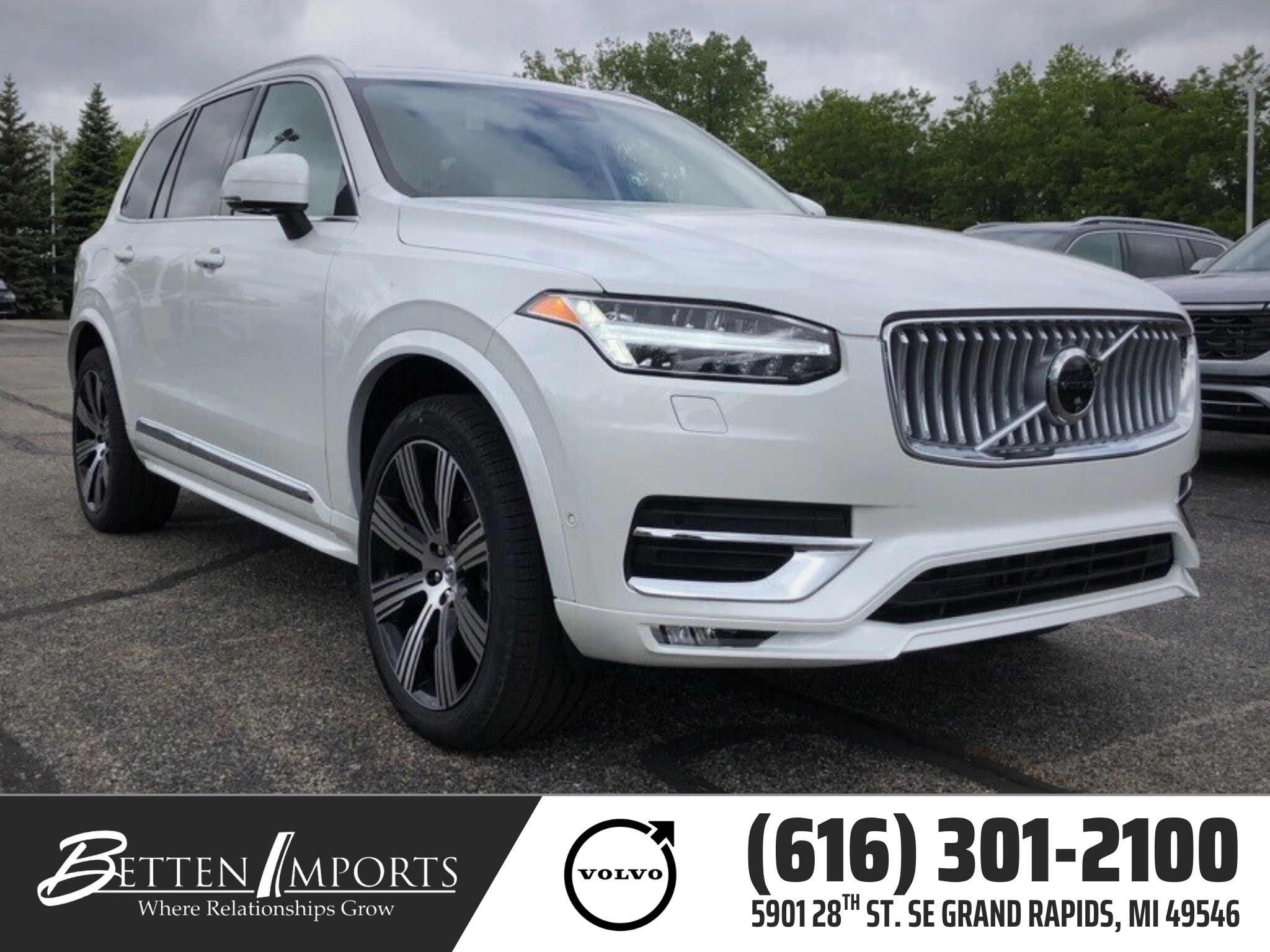 2025 Volvo XC90 SUV 