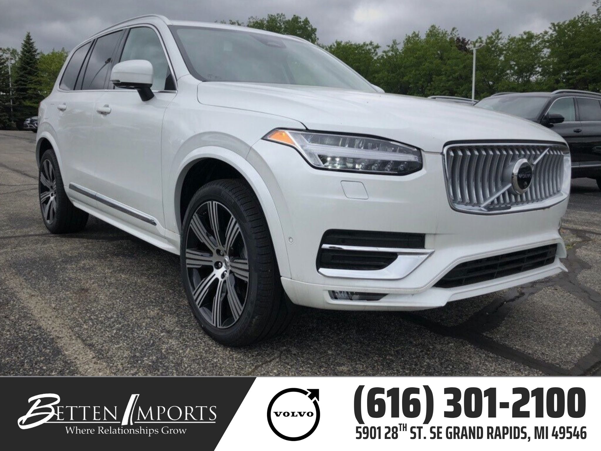 2025 Volvo XC90 SUV 