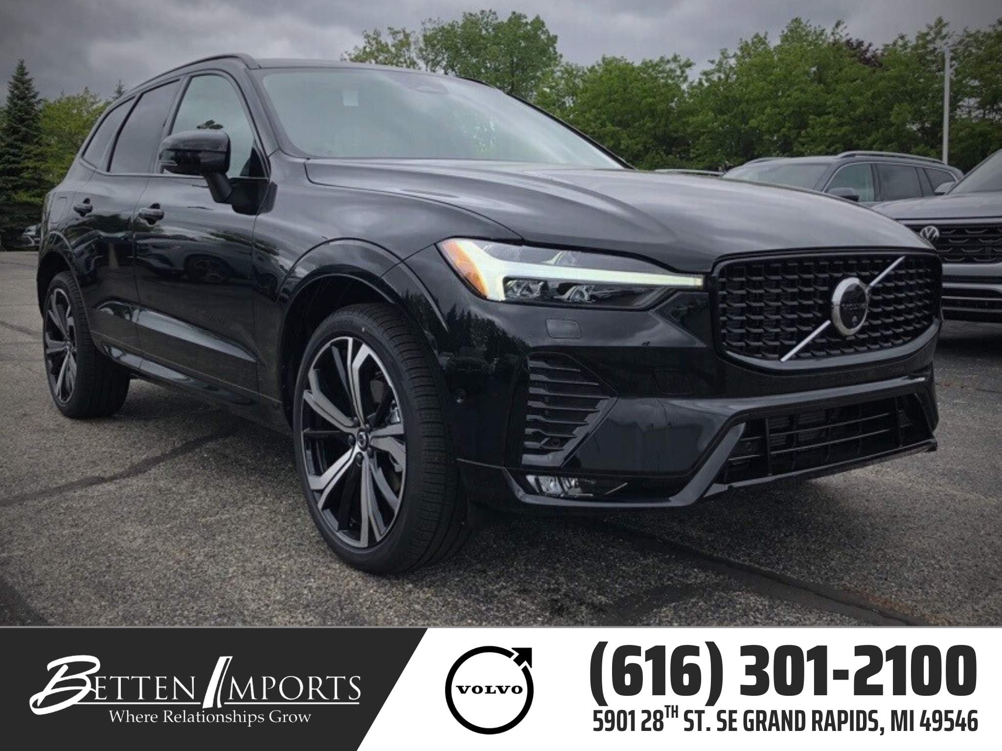 2025 Volvo XC60 SUV 