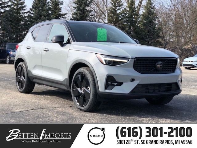 2026 Volvo XC40 B5 Ultra Black Edition AWD SUV