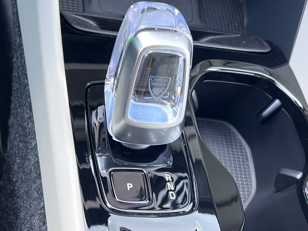 2026 Volvo XC40 Ultra - Photo 27